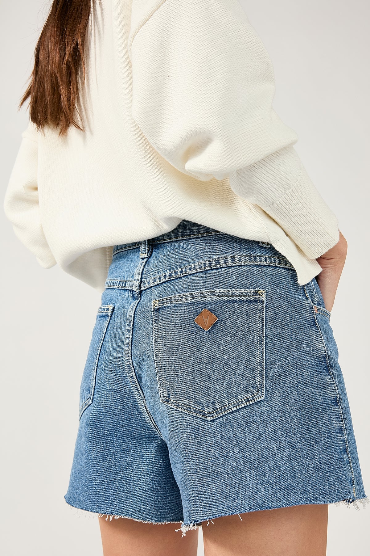 Abrand A Venice Short Chantelle Organic - Image 8