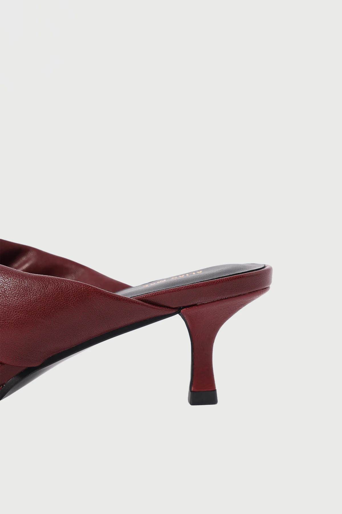 Aji Burgundy Leather - Image 2