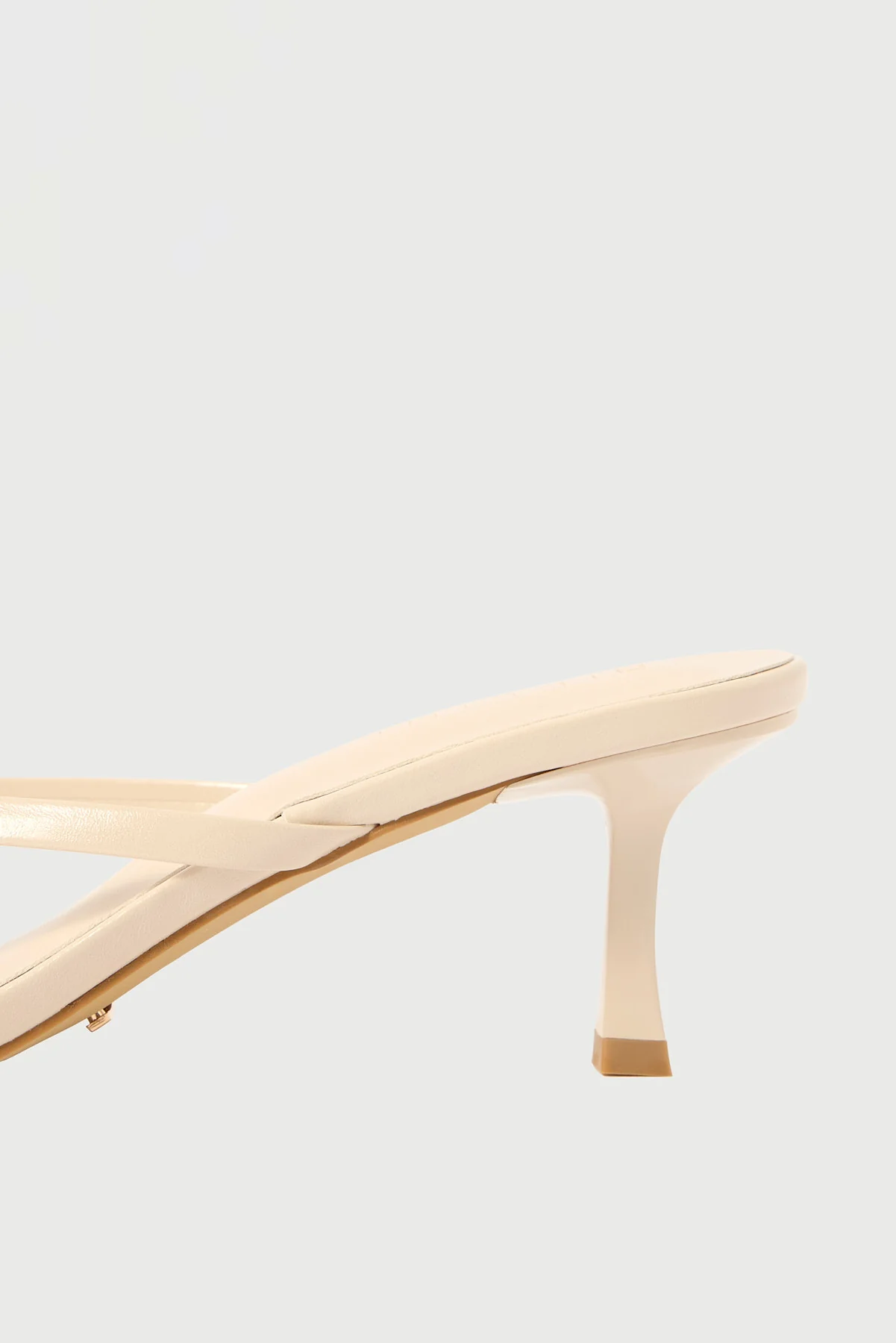 Billini Gaynor PU Thong Heel Cream - Image 2