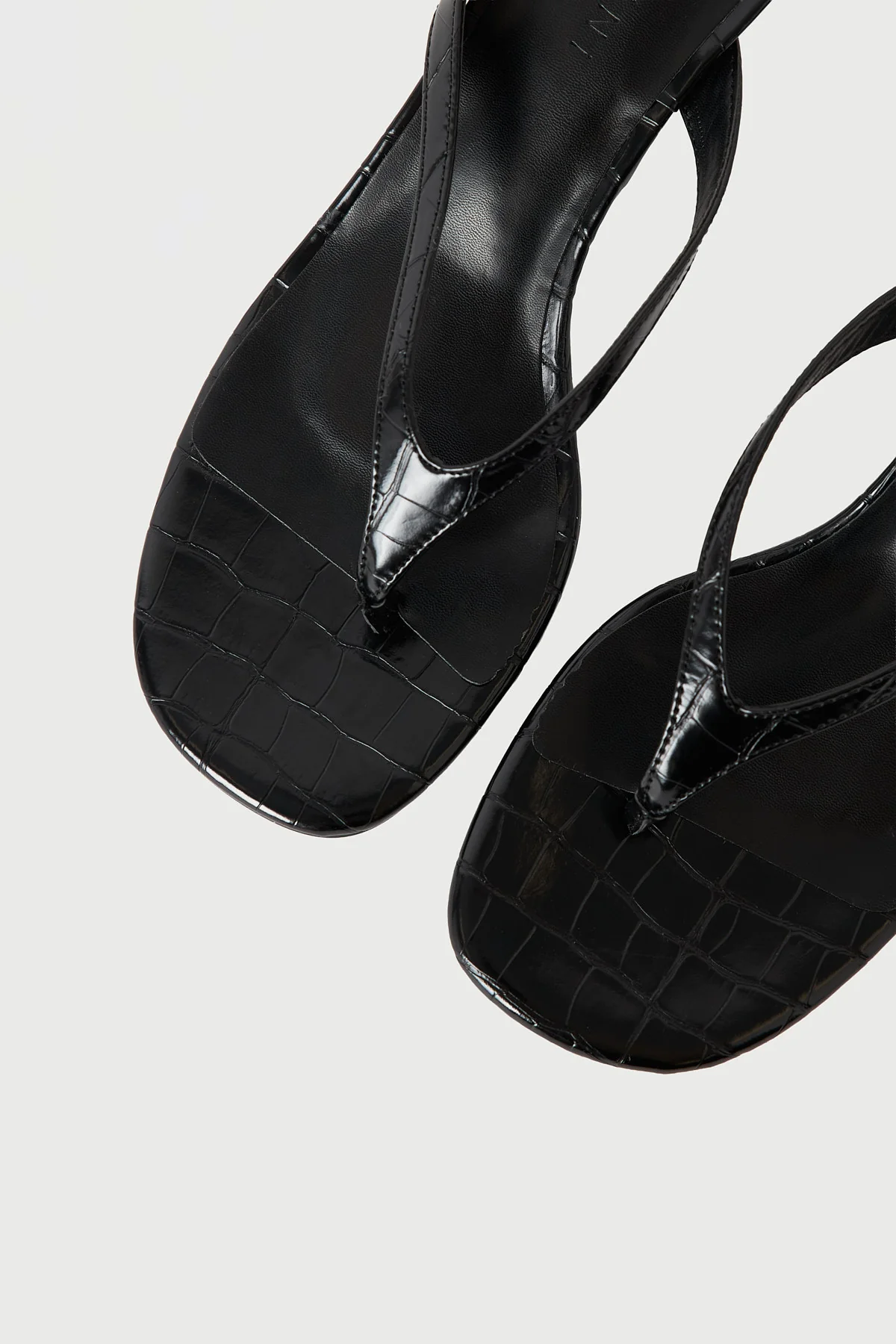 Billini Nazelle PU Croc Thong Heel Black Croc - Image 3