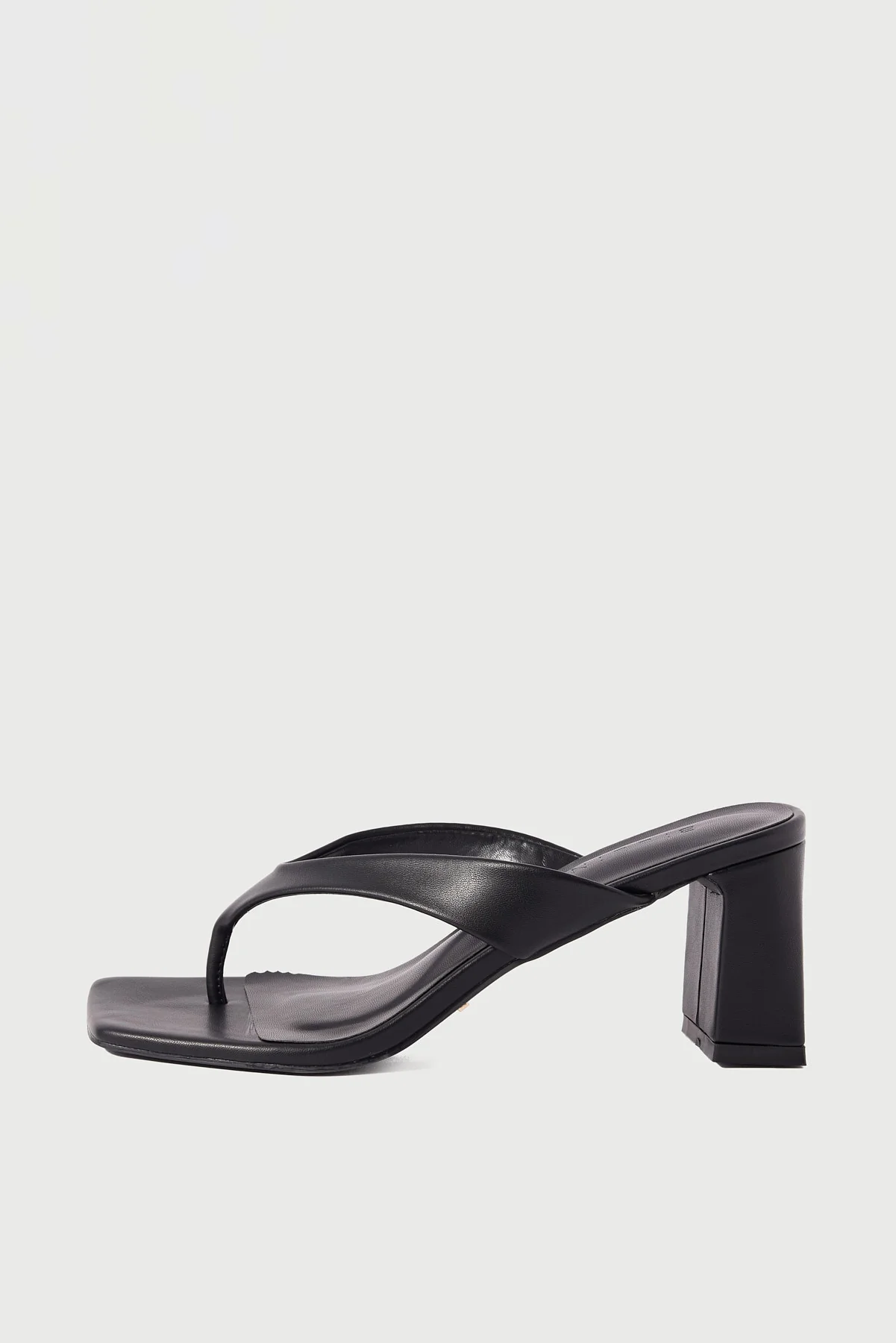 Billini Neriah Thong Heel Black