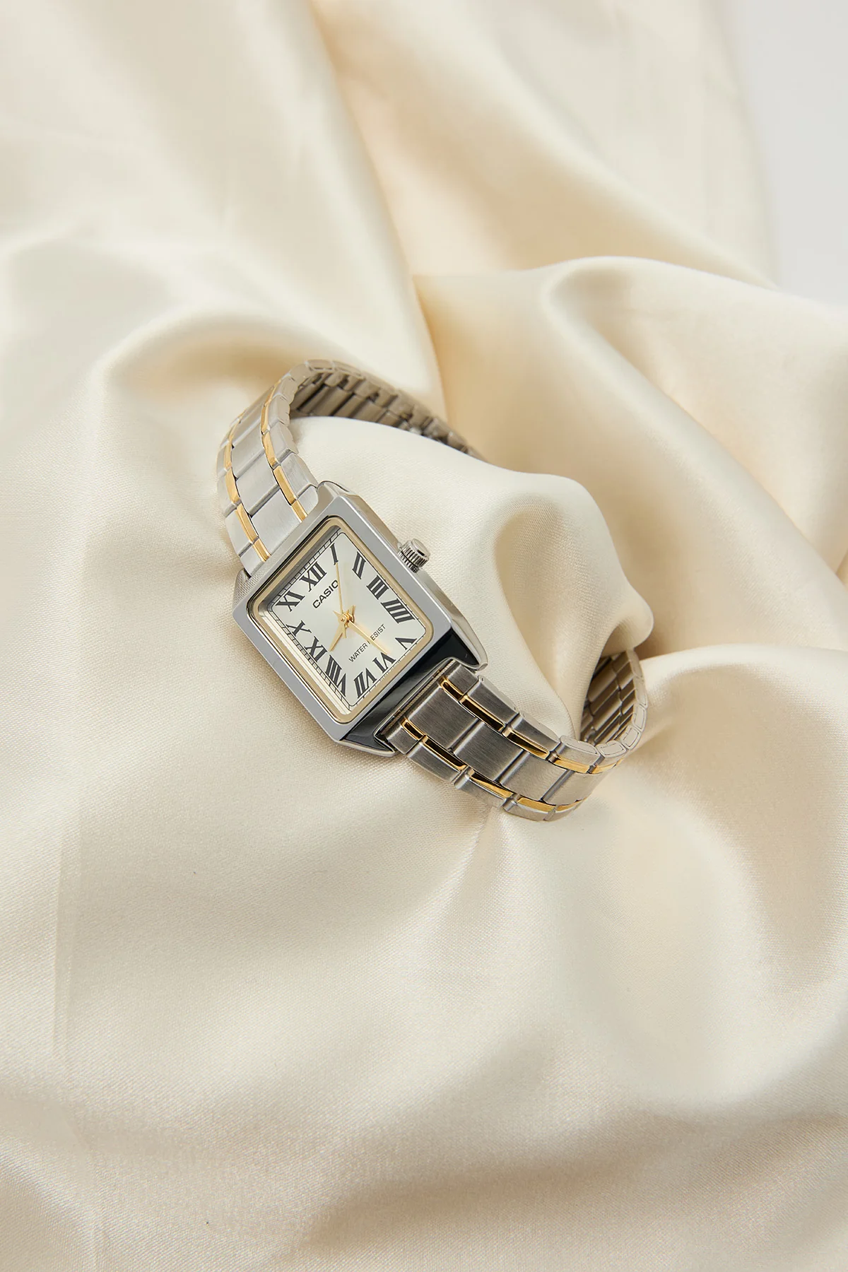 Casio LTPV007SG-9B Ladies Analogue Watch Silver/Gold - Image 3