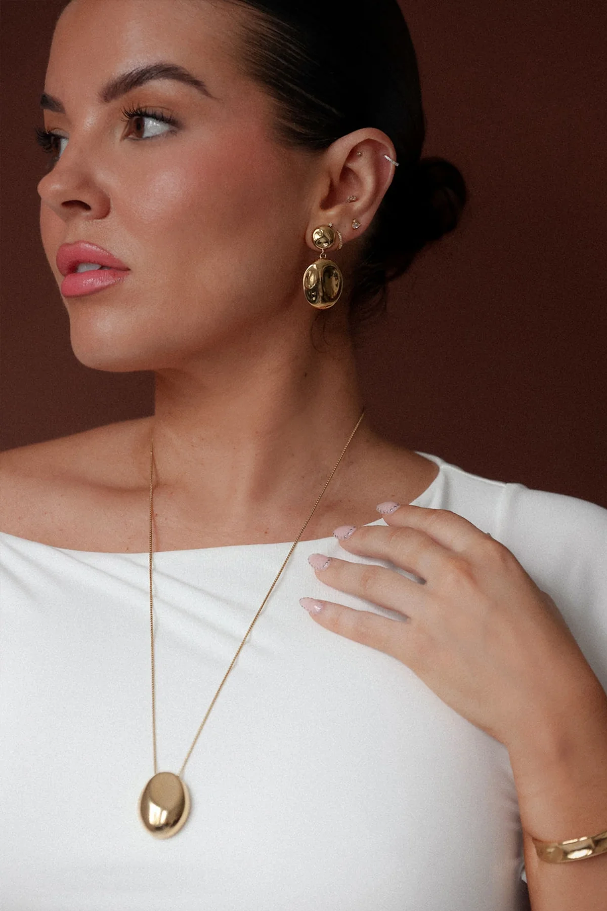 Leonie Earrings Gold - Image 3