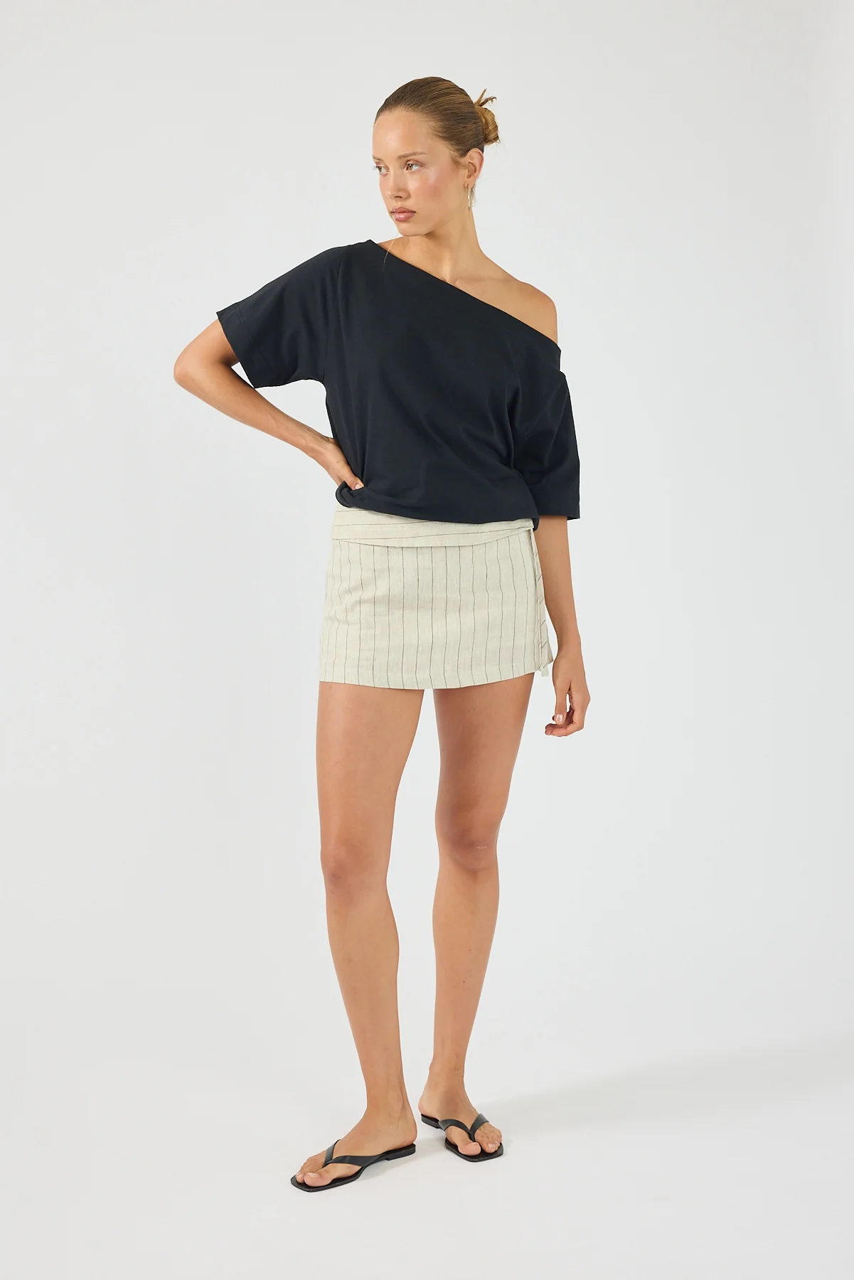 Perfect Stranger Adore Linen Skort Oat Stripe - Image 4