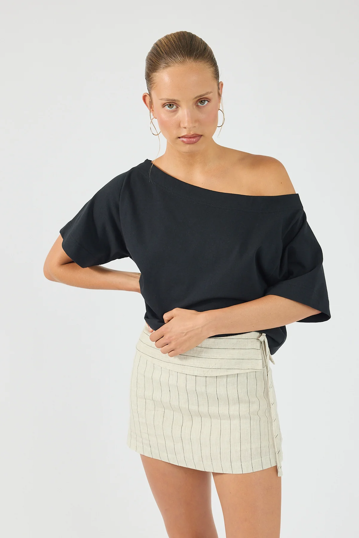 Perfect Stranger Adore Linen Skort Oat Stripe - Image 5