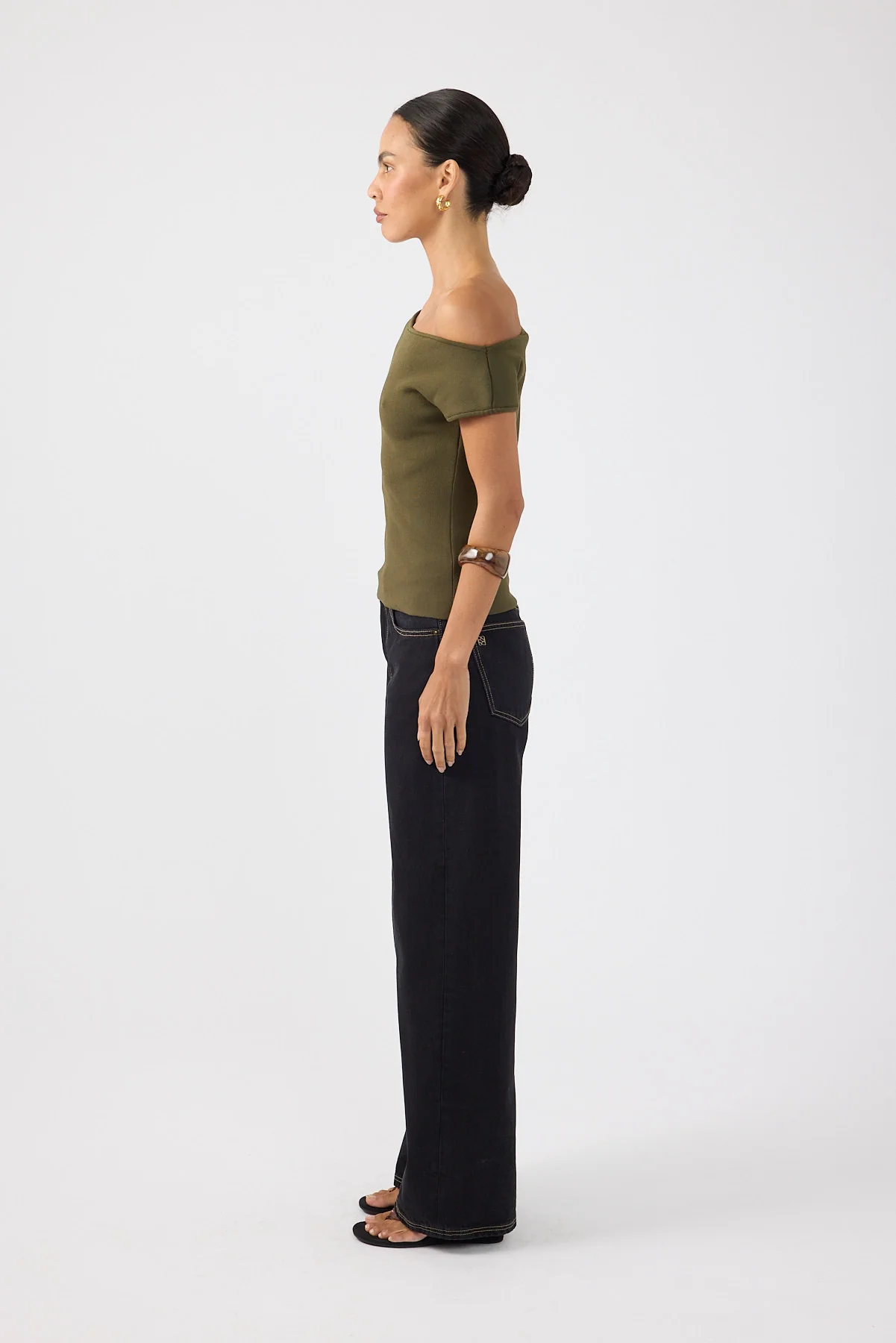 Perfect Stranger Claude One Shoulder Knit Top Khaki - Image 3