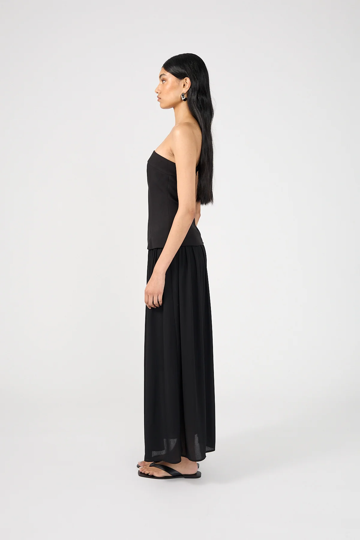 Perfect Stranger Emilia Drop Waist Midi Dress Black - Image 3