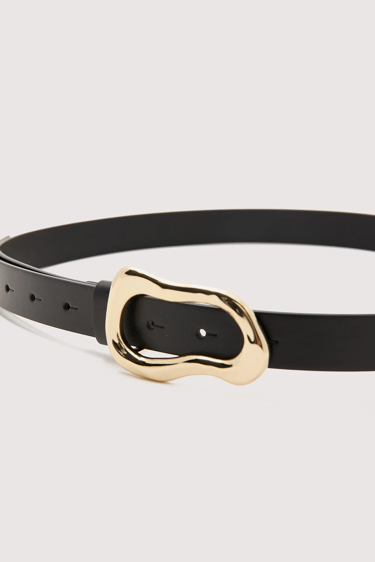 Perfect Stranger Golden Wave Belt Black - Image 2