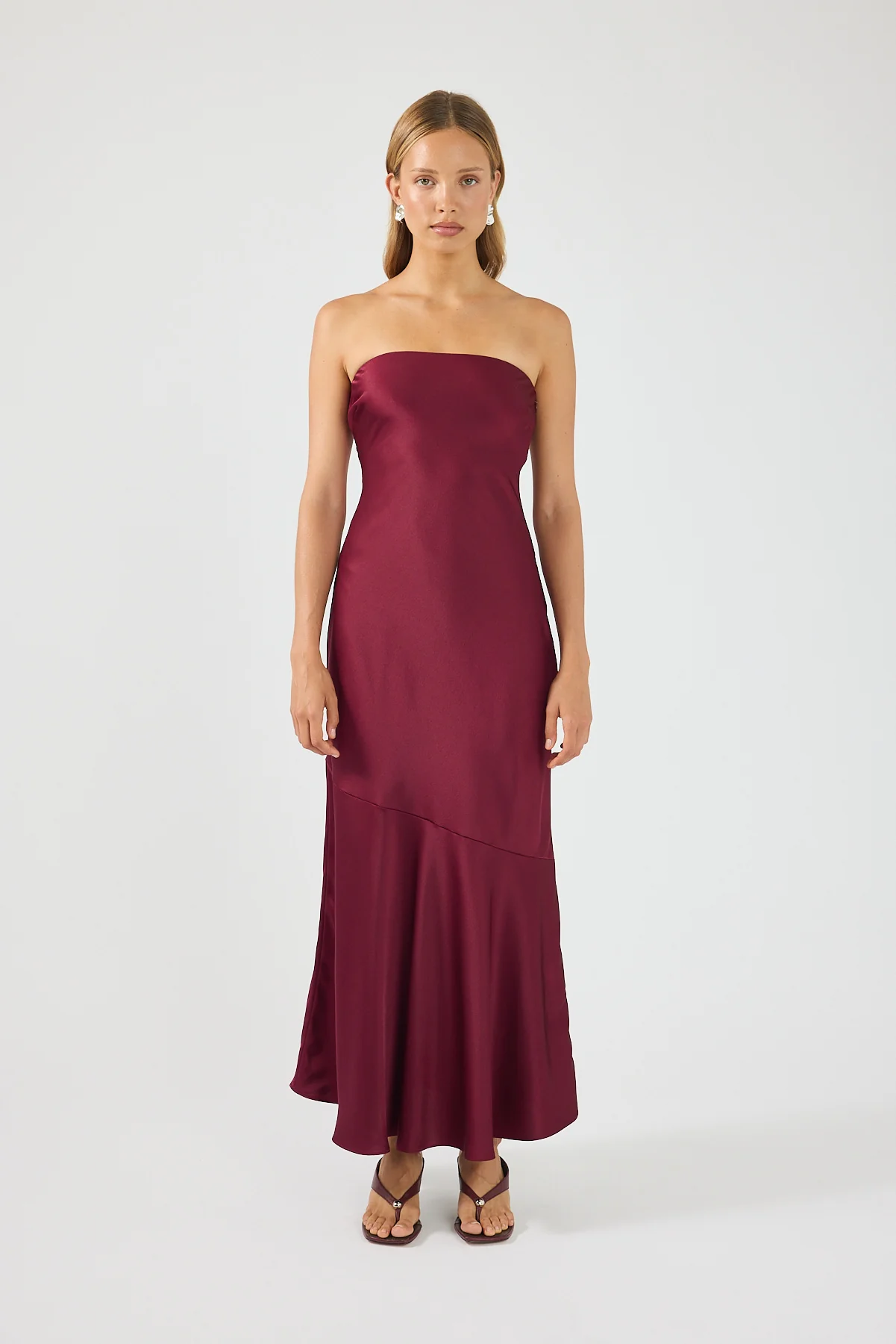 Perfect Stranger Hallie Strapless Maxi Dress Burgundy - Image 2
