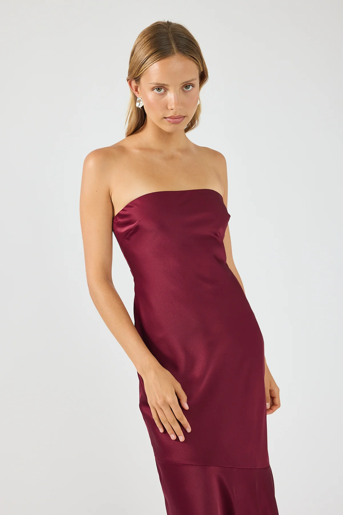 Perfect Stranger Hallie Strapless Maxi Dress Burgundy - Image 5