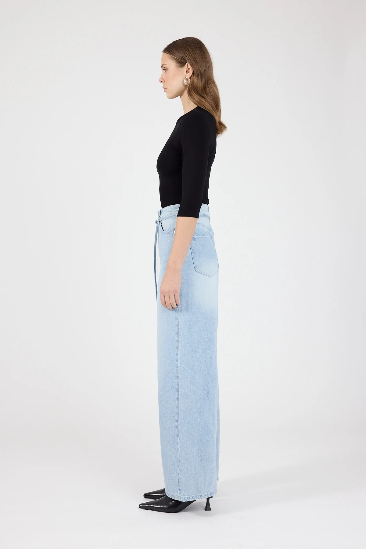 Perfect Stranger High Rise Relaxed Baggy Jean Light Blue Denim - Image 2