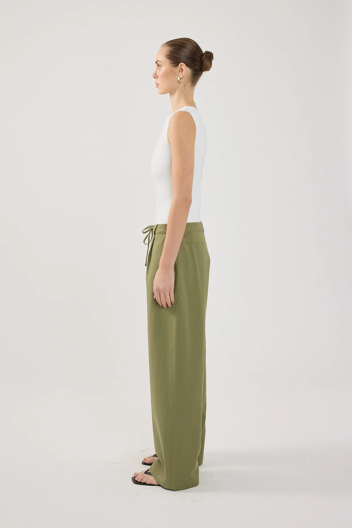 Perfect Stranger Jayden Mid Rise Cargo Tailored Pant Khaki - Image 3