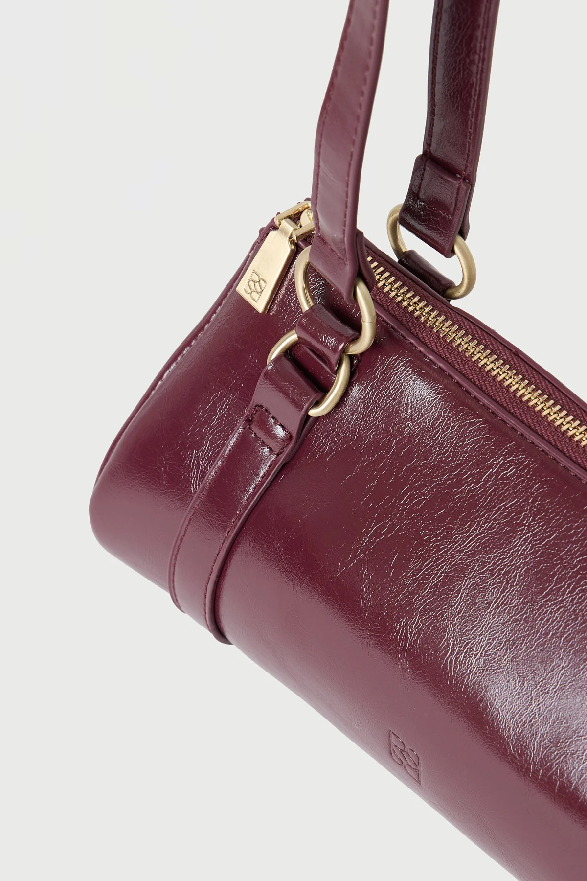 Perfect Stranger Jude Shoulder Bag Burgundy - Image 3
