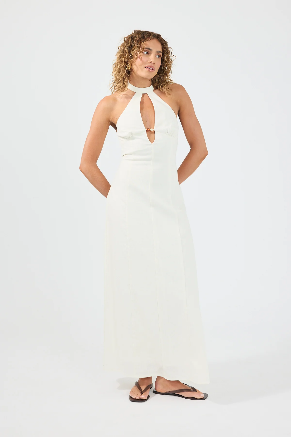 Perfect Stranger Juni Linen Maxi Dress Off White - Image 5