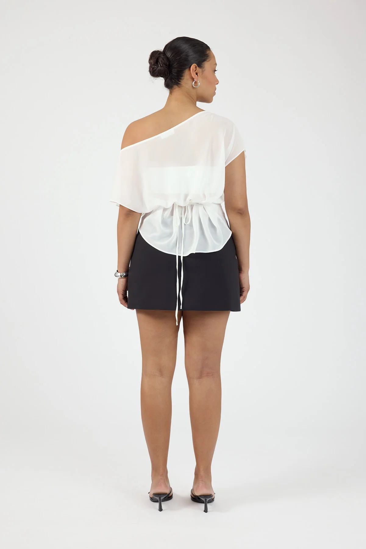 Perfect Stranger Layla Suiting Mid Rise Skort Black - Image 4