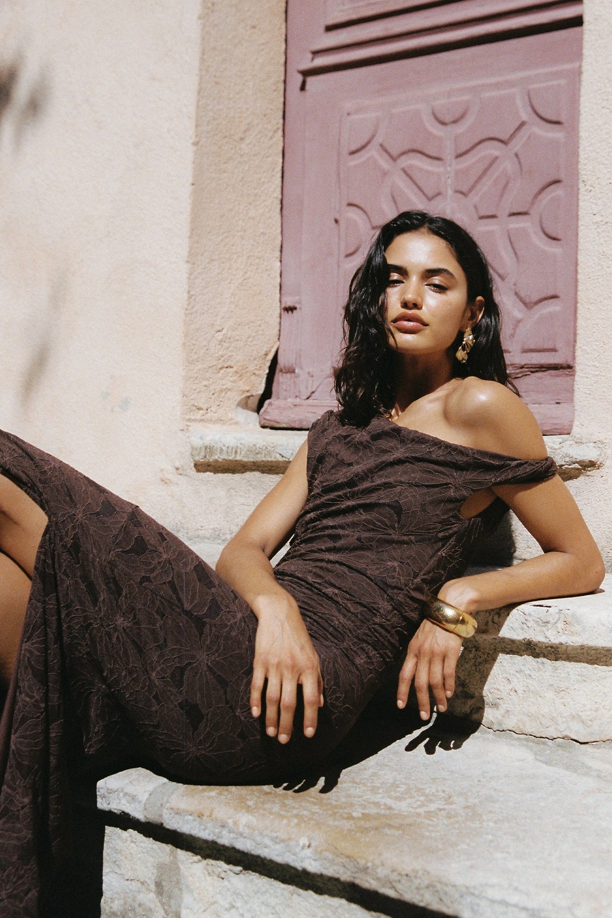 Perfect Stranger Lilo Lace Maxi Dress Brown - Image 3