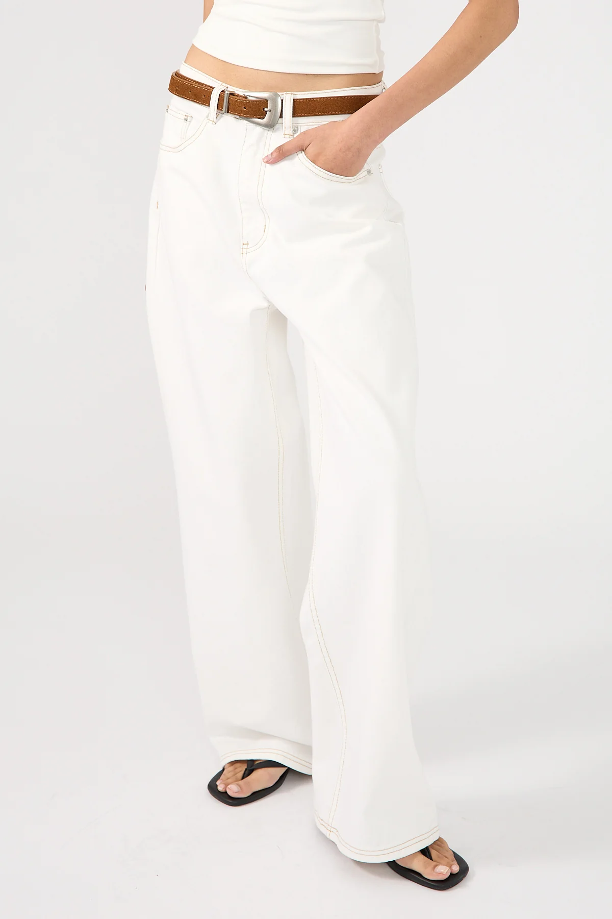 Perfect Stranger Mid Rise 90's Slouch Jean White Contrast Off White Contrast - Image 2