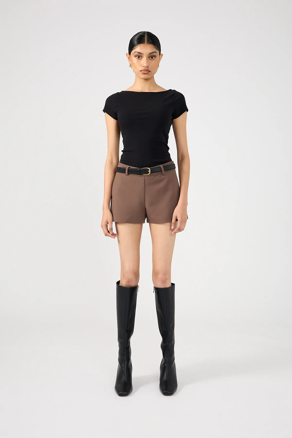 Perfect Stranger Luca Low Rise Shorts Taupe - Image 3