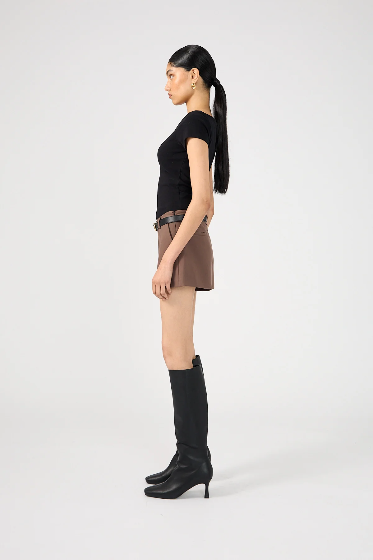 Perfect Stranger Luca Low Rise Shorts Taupe - Image 5