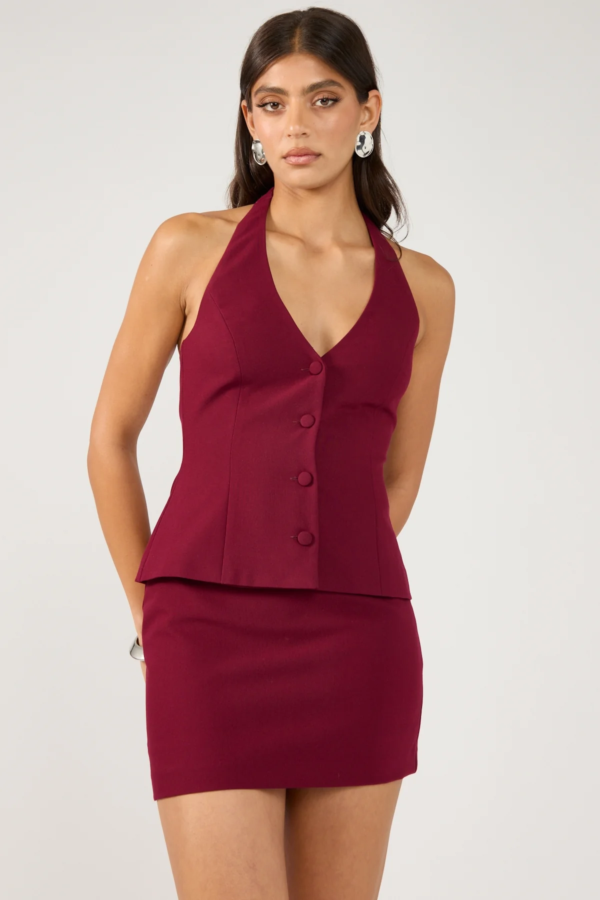 Perfect Stranger Luca Mid Rise Tailored Skort Burgundy - Image 3