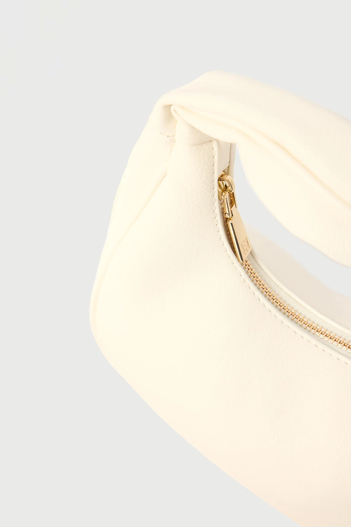 Perfect Stranger Lyla Clutch Handbag Off White - Image 2