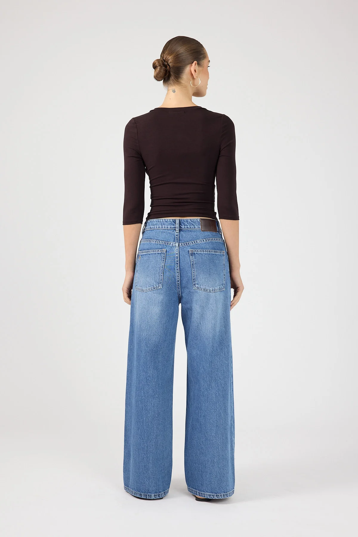 Perfect Stranger Mara V-Neck 3/4 Sleeve T-Shirt Dark Plum - Image 3