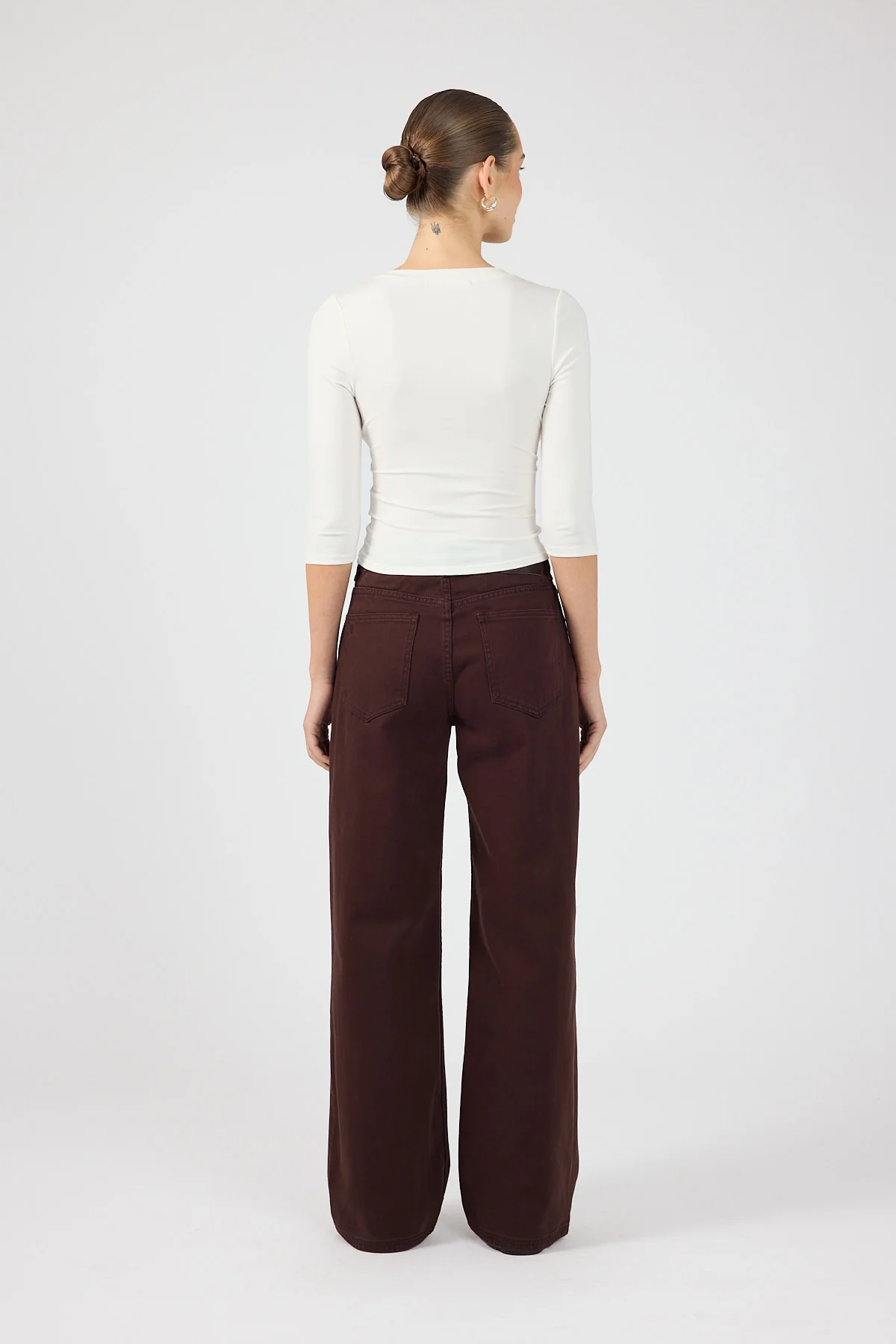 Perfect Stranger Mara V-Neck 3/4 Sleeve T-Shirt Off White - Image 4