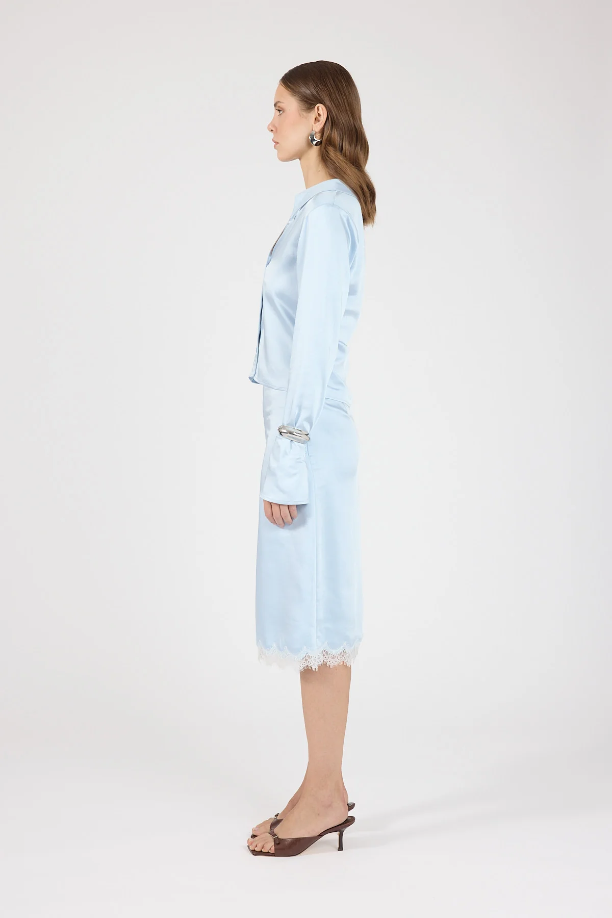 Perfect Stranger Matilda Satin Lace Midi Skirt Blue/White - Image 4