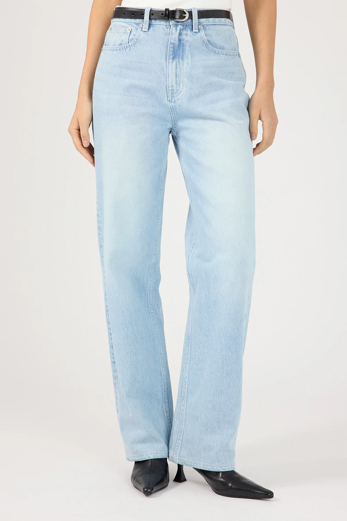 Perfect Stranger Mid Rise Relaxed Straight Jean Light Blue Denim - Image 5