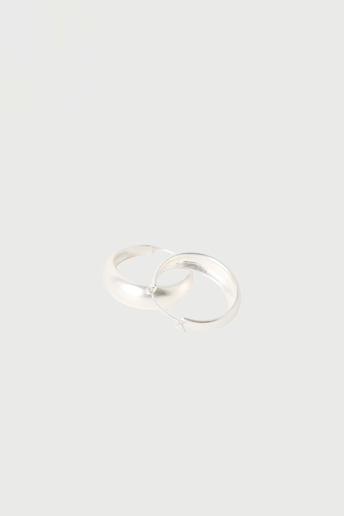 Perfect Stranger Odette Hoop Earrings Silver