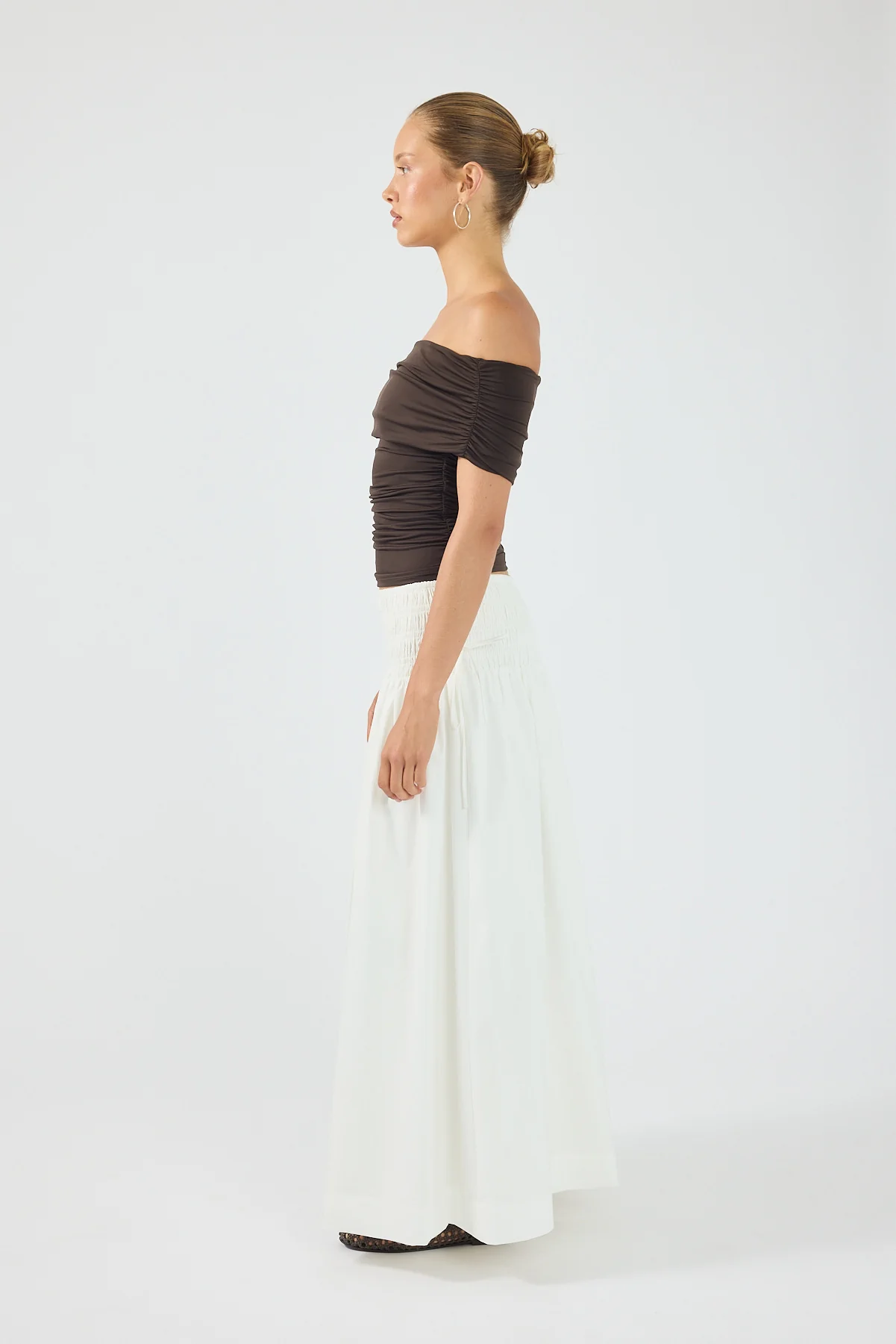 Perfect Stranger Rhiannon Off Shoulder Top Brown - Image 3