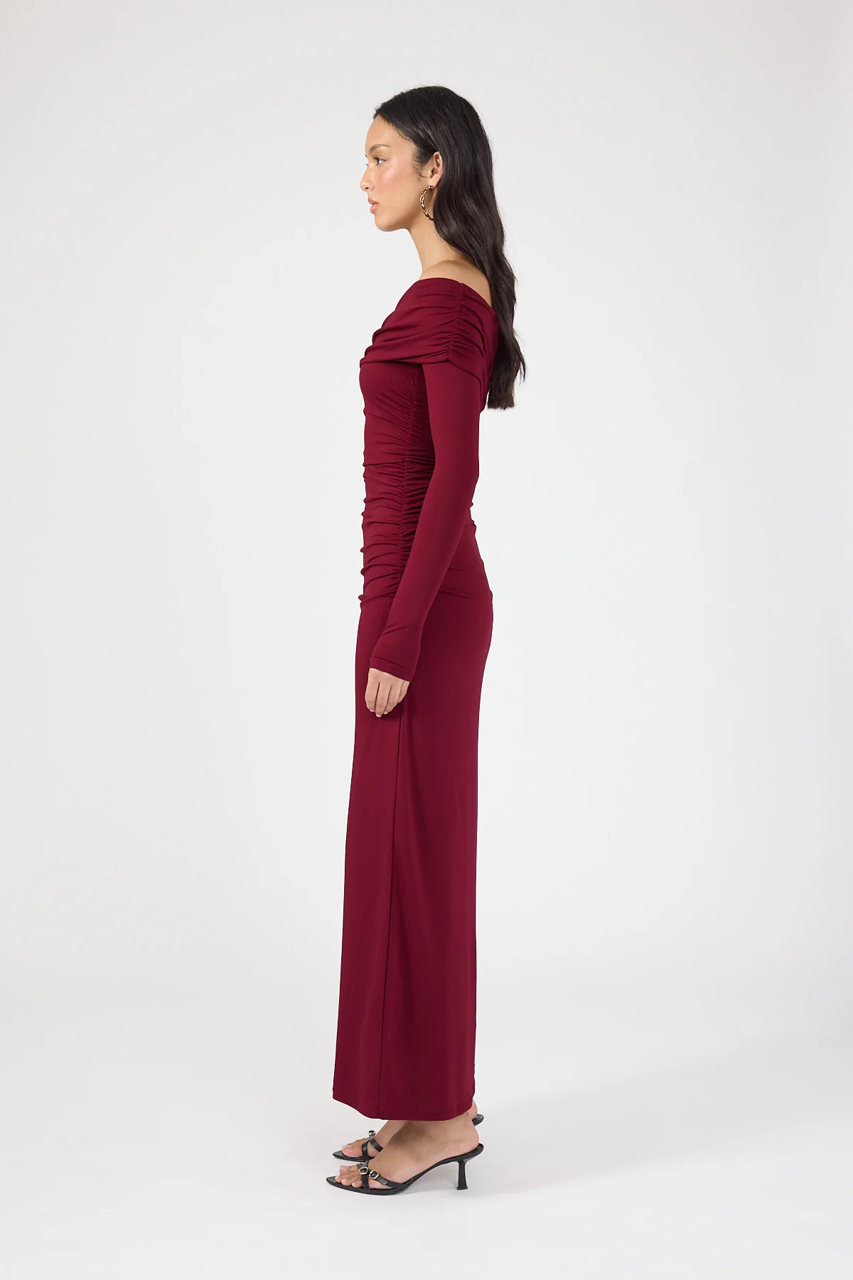 Perfect Stranger Romina Off Shoulder Maxi Dress Burgundy - Image 2