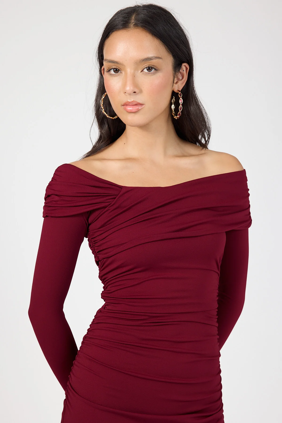 Perfect Stranger Romina Off Shoulder Maxi Dress Burgundy - Image 4