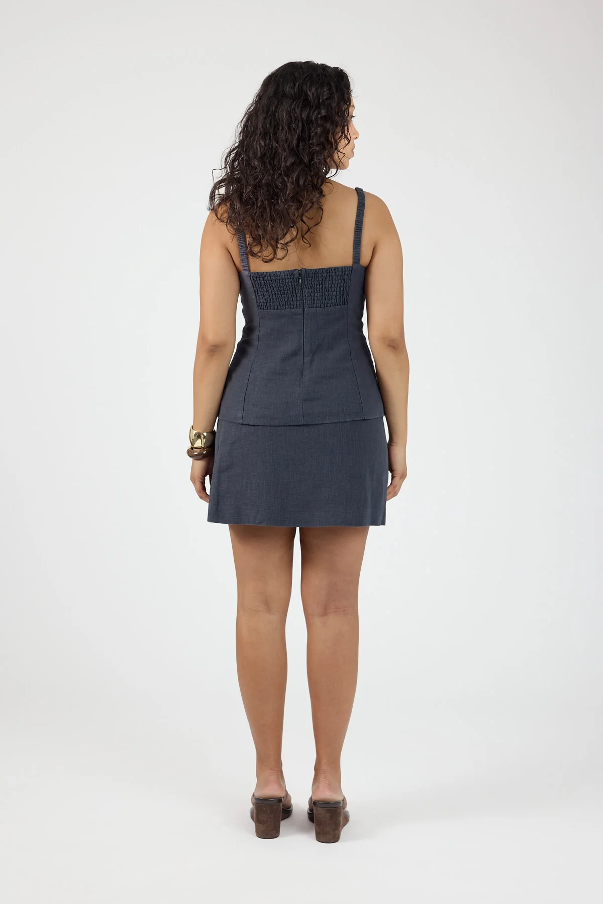Perfect Stranger Sutton Linen Mini Skirt Slate - Image 3