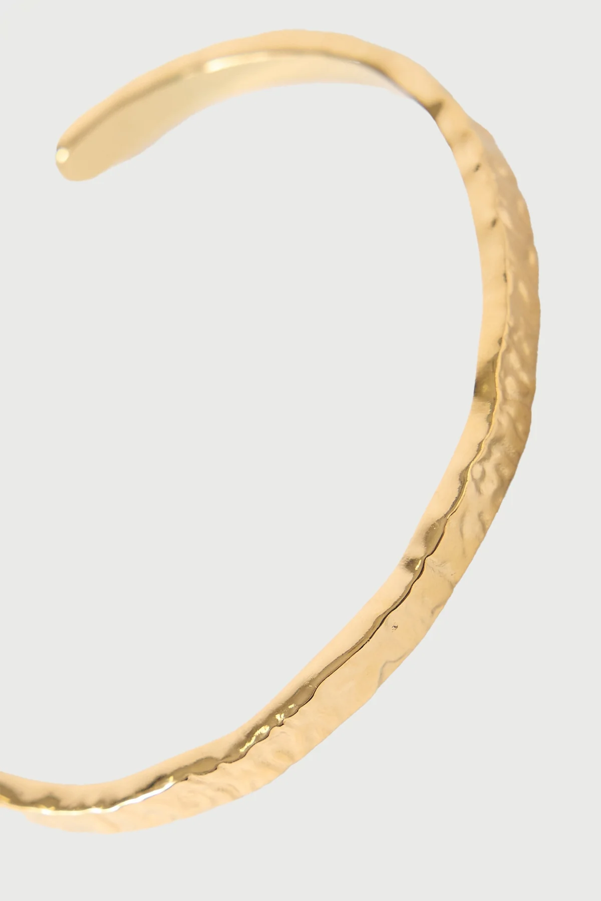 Perfect Stranger Swift Textured Bracelet 18k Gold Plated - Image 2