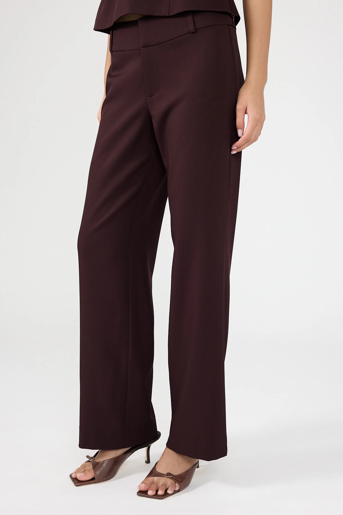 Perfect Stranger Tala Mid Rise Petite Pant Burgundy - Image 5