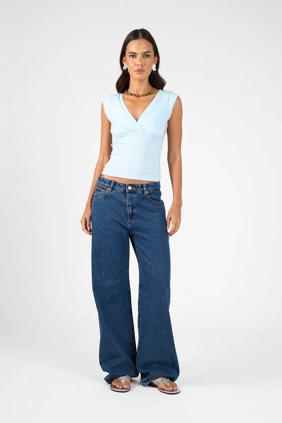 Perfect Stranger Traci-lee V-Neck T-Shirt Blue - Image 4