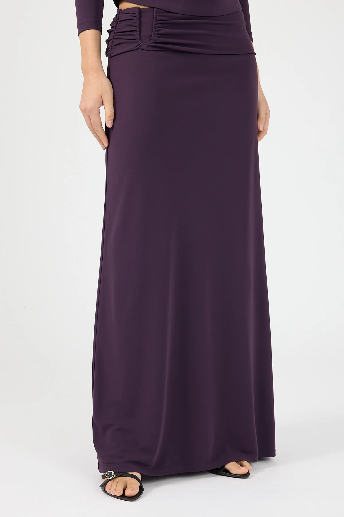 Perfect Stranger Vienna Maxi Skirt Purple - Image 5