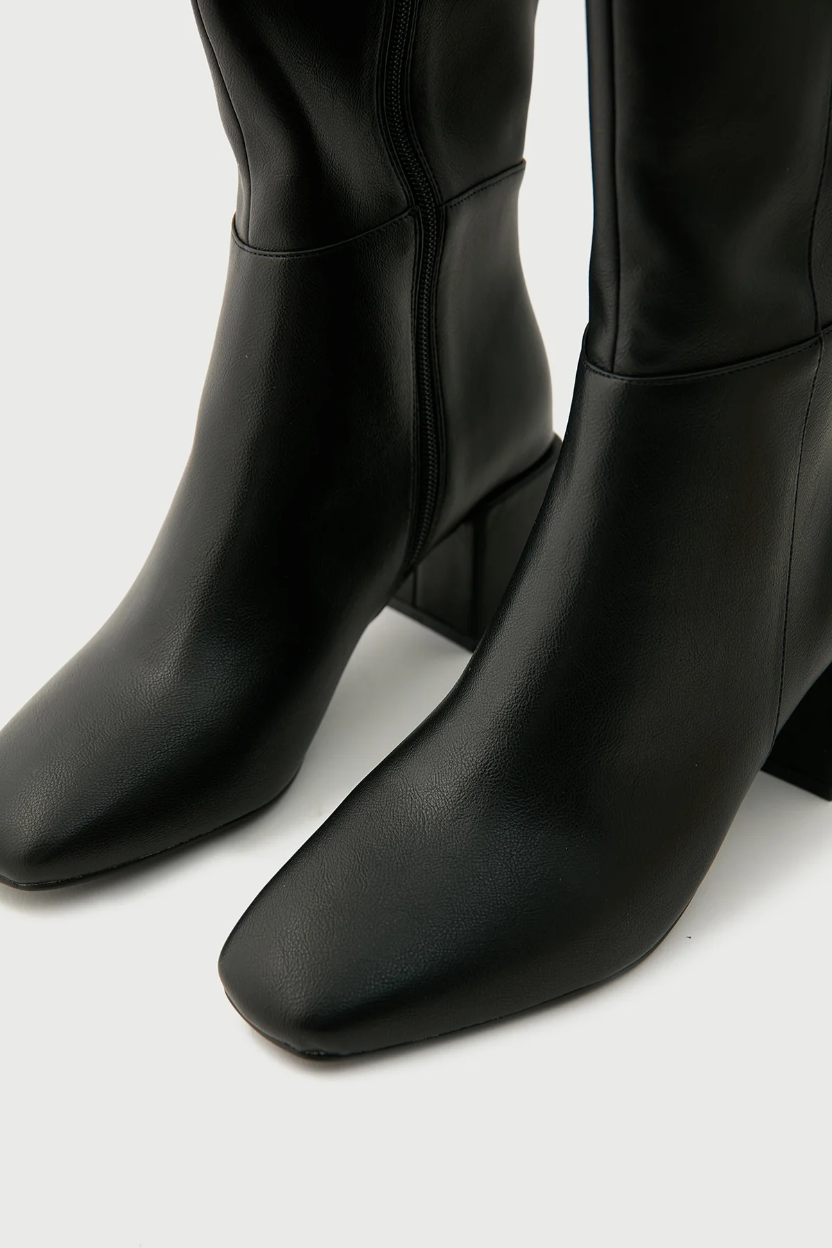 Therapy Wolf Heel Boot Black - Image 3